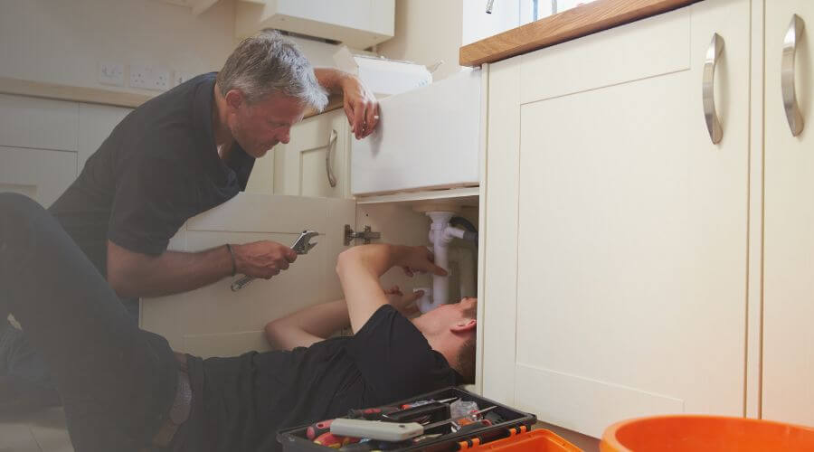 Expert burst pipe repair services in Lerna, IL